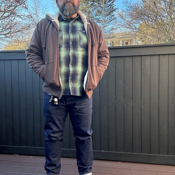 Meet your Posher, Beej - Picture 9 of 16